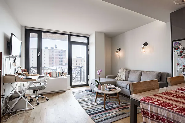 Rented by Nooklyn NYC LLC | media 64
