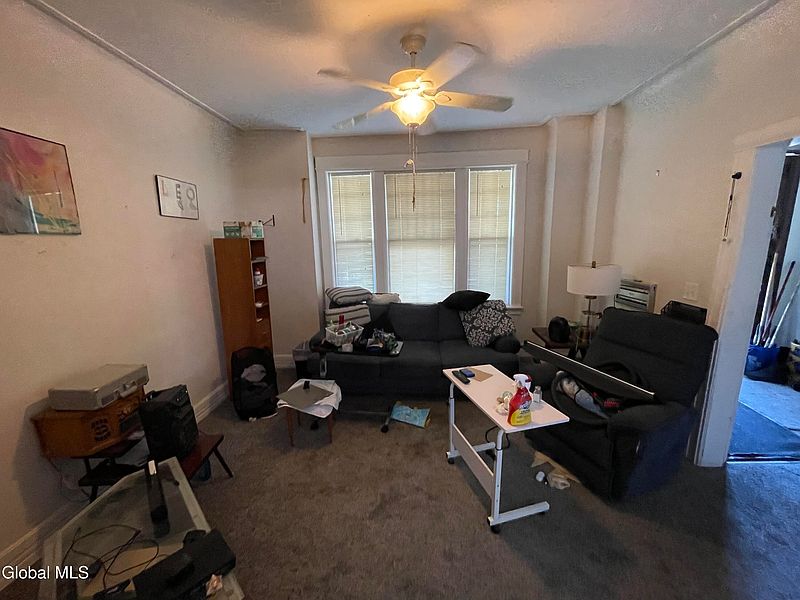 5th image of 320 Quail Street