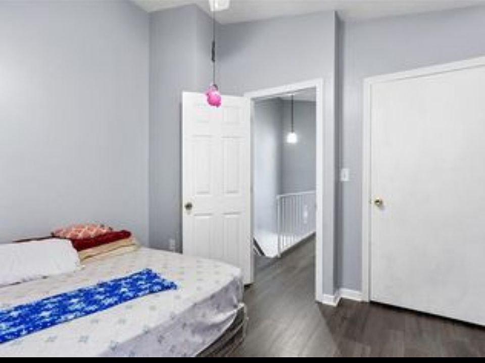 1st image of 14 Bergen St #A