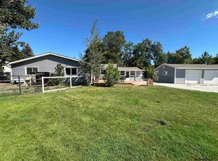 1017 Hoy Rd, Cheyenne, WY 82009