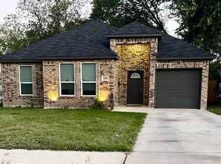 2430 Leacrest Dr, Dallas, TX