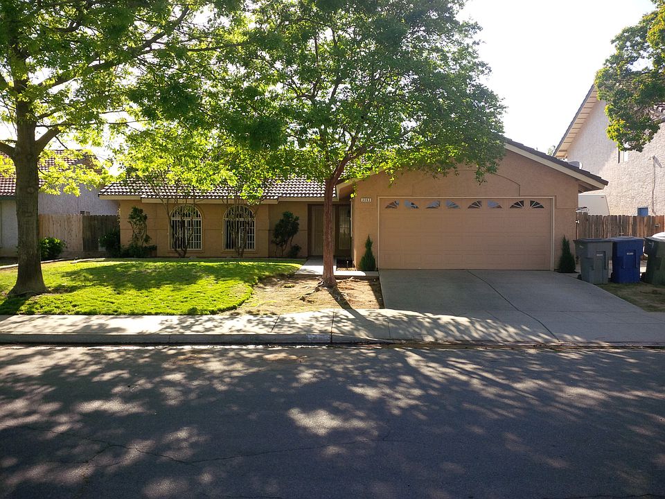 Front yard April 2014