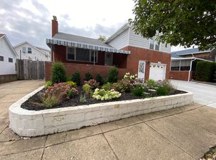 109 Cedarhurst Ave, Point Lookout, NY 11569