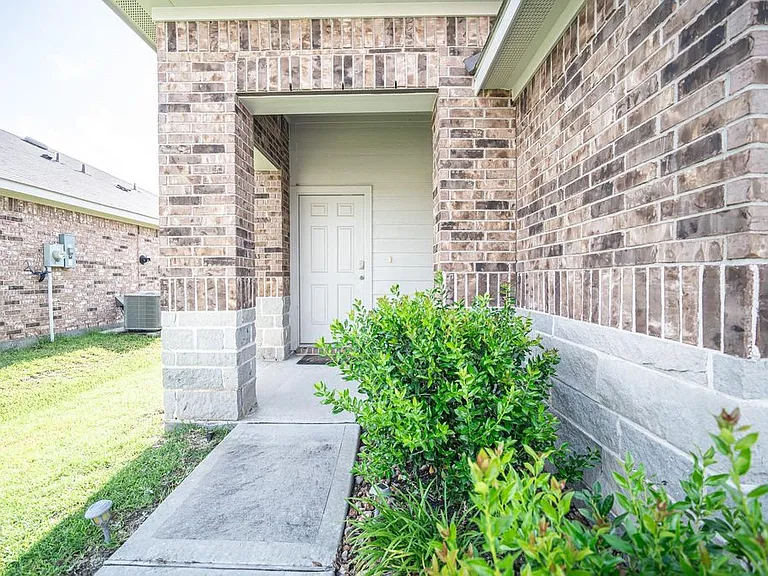 5234 Greenwood Summit Trl — Photo 2