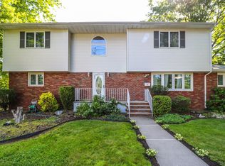 120 Center St, Metuchen, NJ 08840