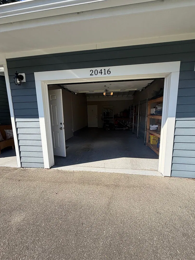 3 Bed 1 Bath rambler For Rent $3,000.00/Monthly in Edmonds — Photo 4