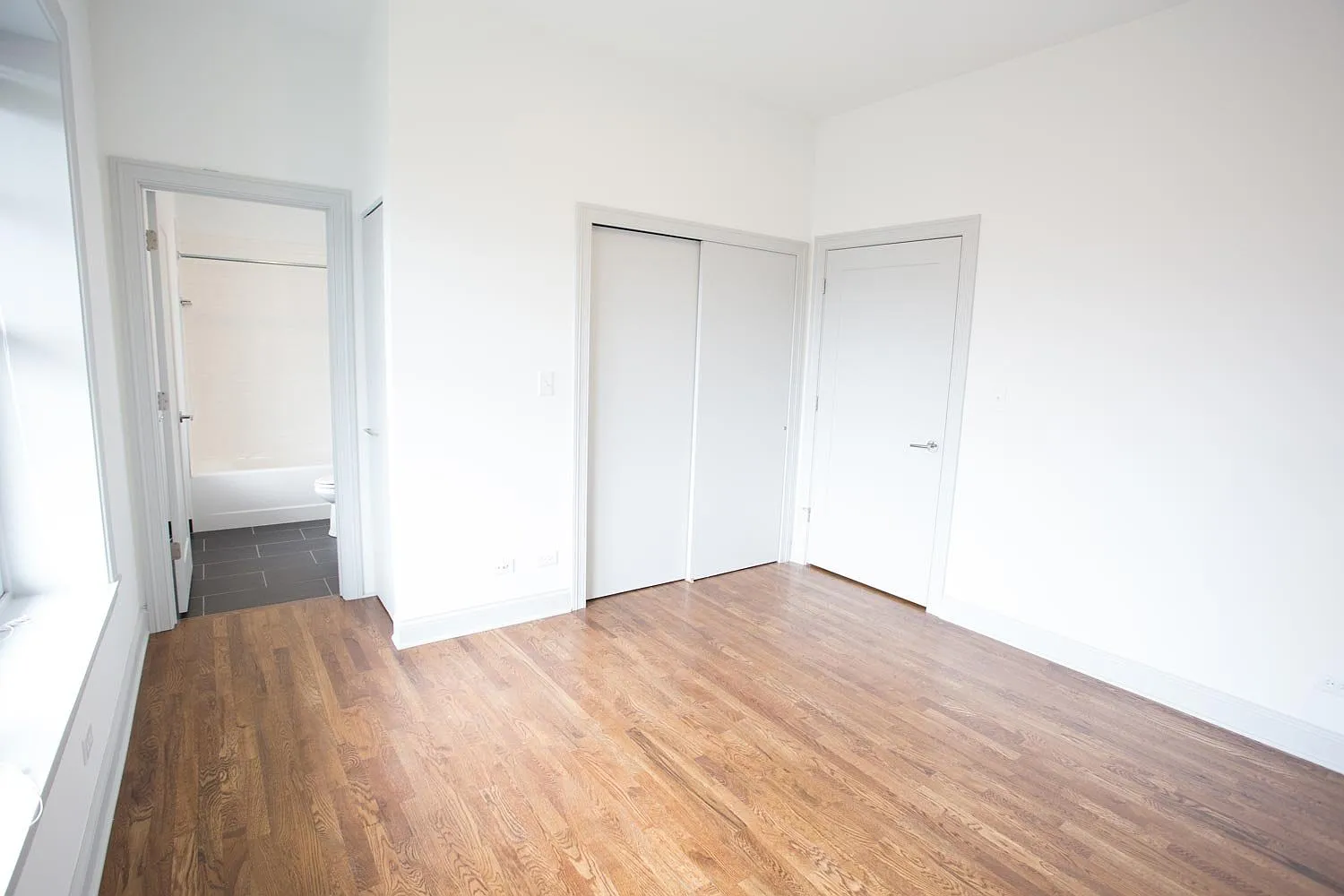 5100 S. Ellis Avenue — Photo 3