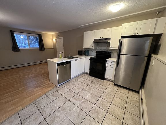 4th image of 12932 118th Ave NW #19