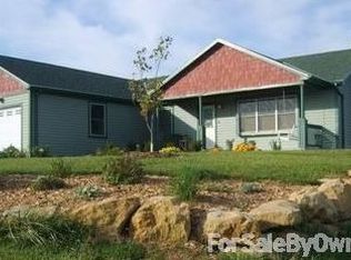 608 S St, Auburn, NE 68305