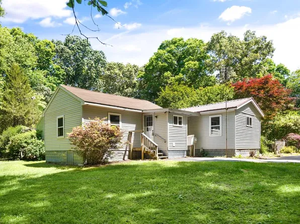 32326 Cropper Ln, New Church, VA 23415