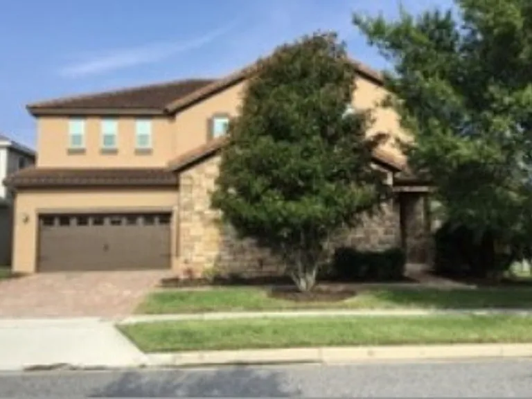 9240 Woodcrane Dr — Photo 3