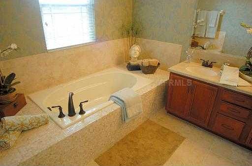 5th image of 1202 Teton Dr
