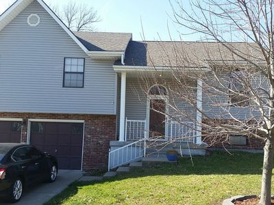 723 NW 42nd St, Blue Springs, MO, 64015