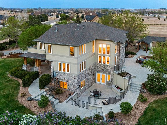2nd image of 559 Dove Ln