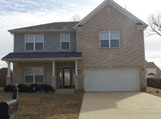 312 Vineland Place Dr, Vine Grove, KY 40175