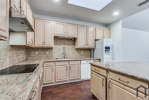 18702 Riverstone Ct — Photo 6