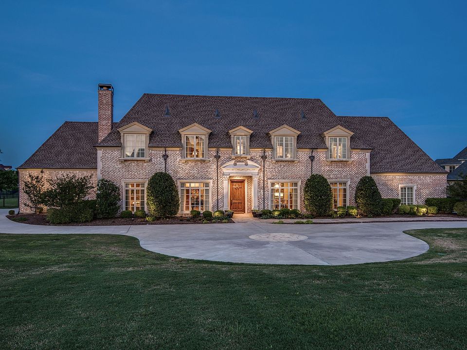 1st image of 980 Broadmoor Ln