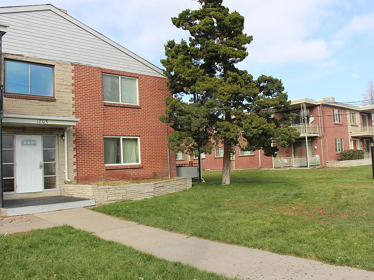 1805 Eaton — Photo 19