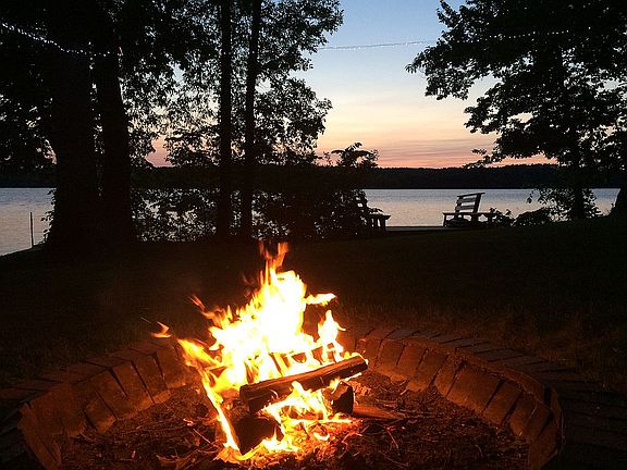 Fire pit 