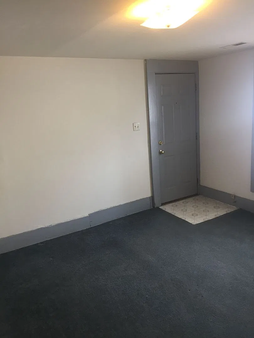 1012 Rogers St — Photo 4