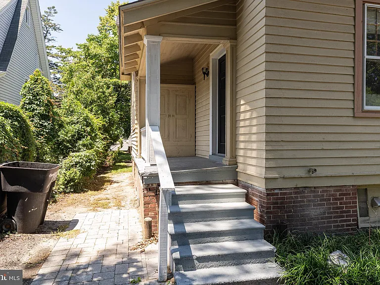 733 Camden Ave #B — Photo 7
