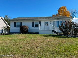 42 Ballina St, Troy, NY 12180
