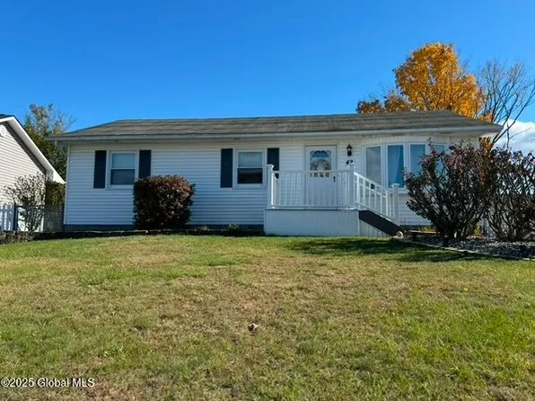 42 Ballina Street, Troy, NY 12180