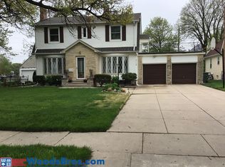 211 E Ashton Ave, Grand Island, NE 68801