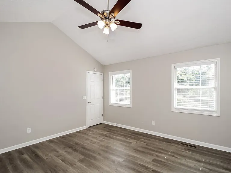 3756 Cherokee Overlook Dr — Photo 11