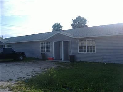 2nd image of 699 Avenue H NW
