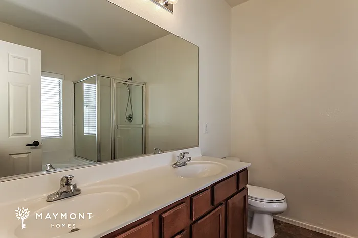 13932 N 146th Ct — Photo 7