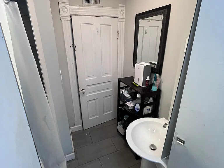 2123 Wesley Ave #1 — Photo 6