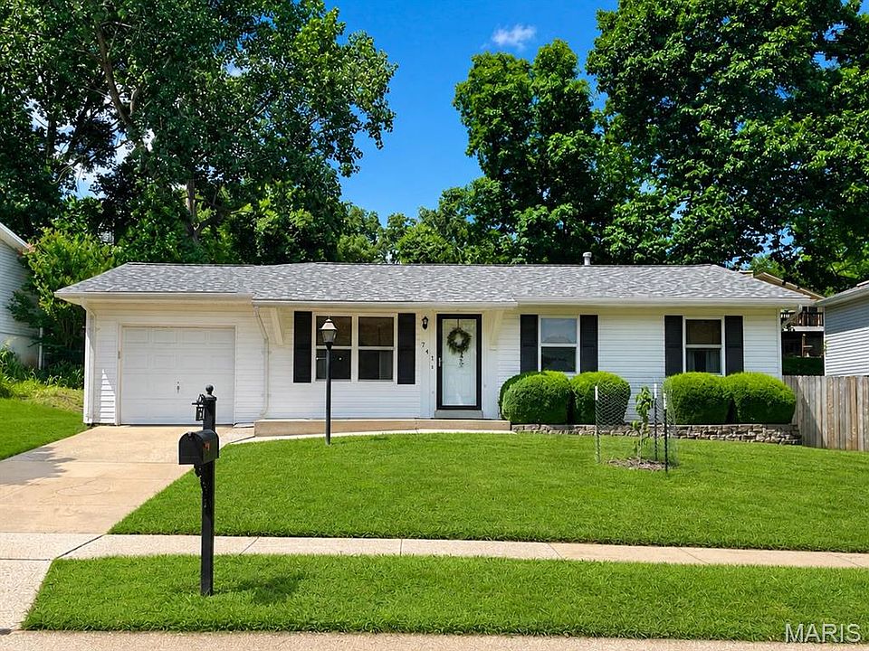 1st image of 741 Tree Top Ridge Dr