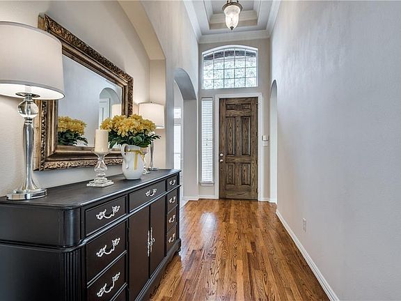 5th image of 3353 Kendall Ln