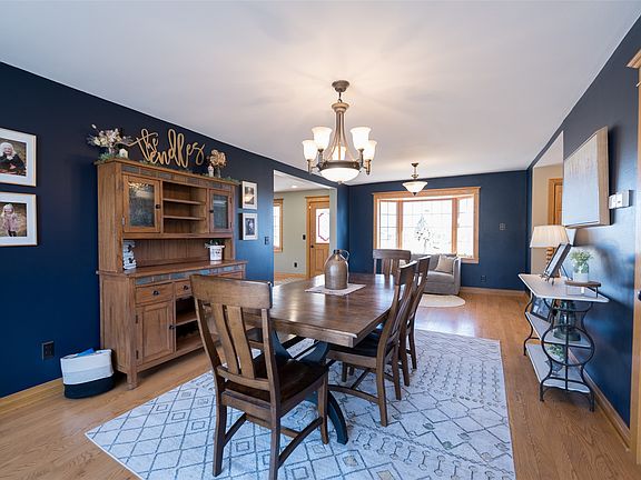 4th image of 694-S694 Gilman Valley Rd