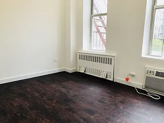 Rented by Kahen Properties