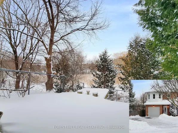 16 Royal Cedar Ct, East Gwillimbury, ON L9N 1R7