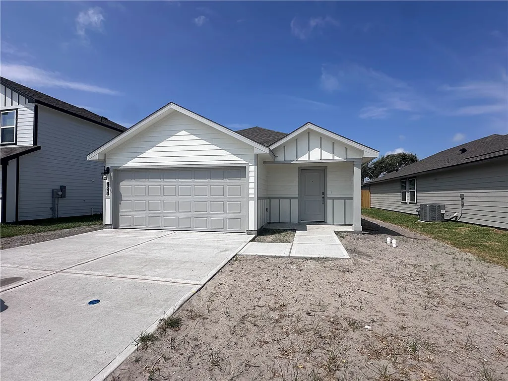 3 bed, 2.0 bath, 1430 sqft, $2,150 — Photo 1