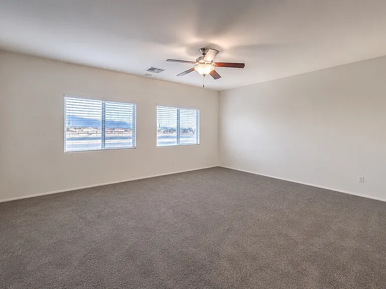 7810 Eastern Elk St — Photo 4