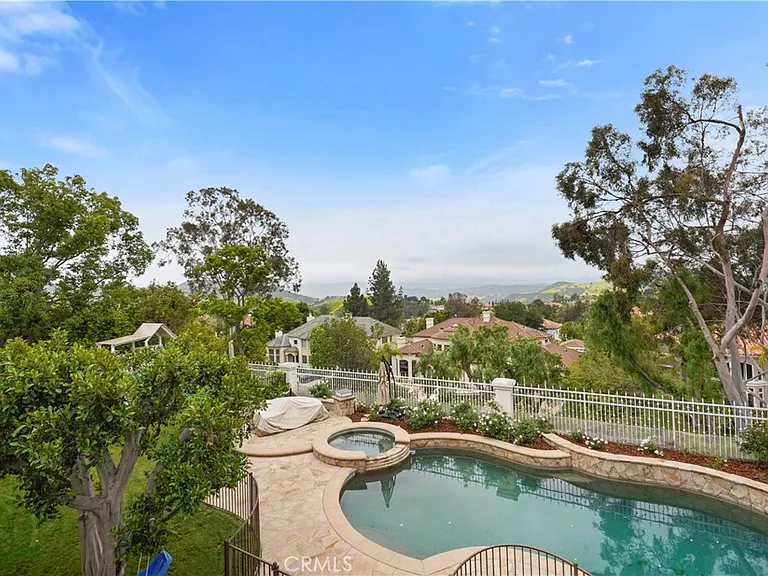 25418 Cumberland Ln — Photo 19
