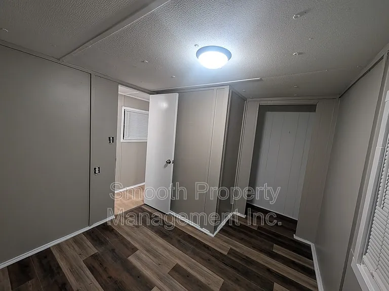 4355 Trailer Park Ct — Photo 8