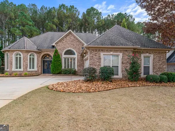 1509 Royce Dr, Locust Grove, GA 30248