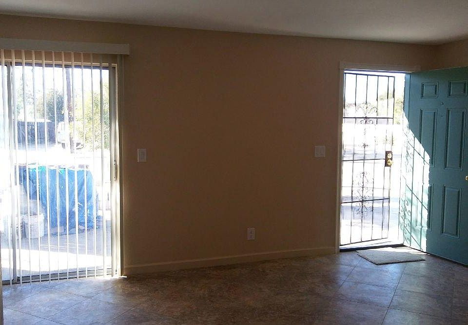 Living Room Entrance & Sliding glass door