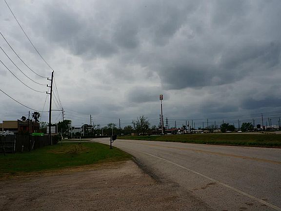 2nd image of 20113 Southwest Fwy