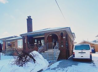 15 Lantos Ct W, Toronto, ON M3M 1G3