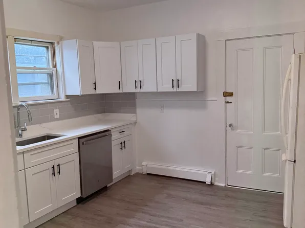 52 Irving St #1F, Watertown, MA 02472