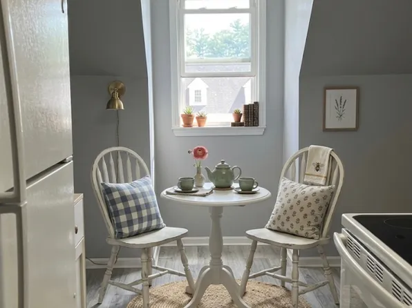 124-128 Main St, Carver, MA 02330