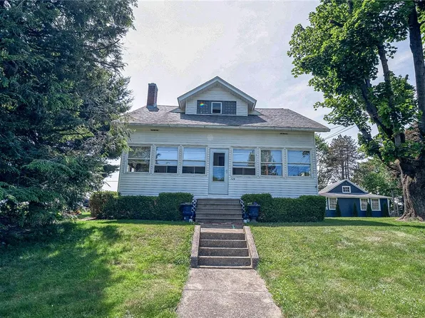 326 Virginia Ave, Ellwood City, PA 16117