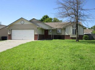 612 Colleen St, Augusta, KS 67010