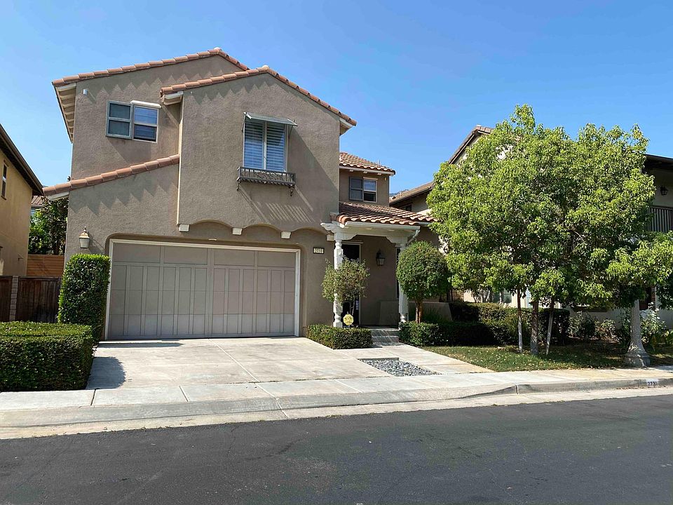 1st image of 2731 Las Flores Dr